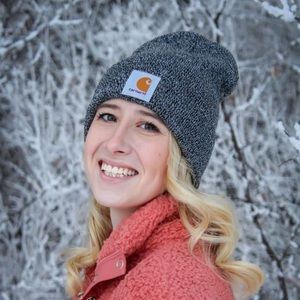 Meet your Posher, Alexia